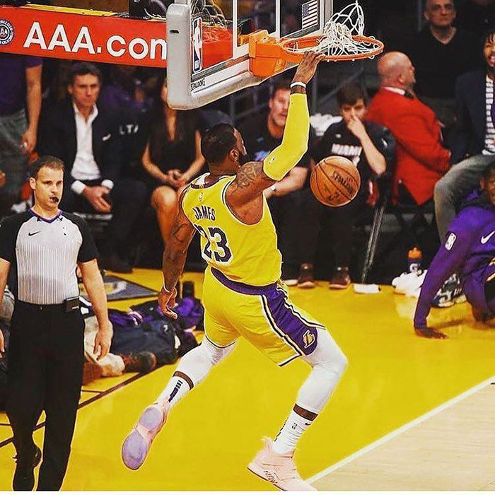 maillot_basket_nba_Los_Angeles_Lakers.jpg