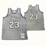 Maillot Los Angeles Lakers LeBron James NO 23 Mitchell & Ness 1996-97 Gris Maillot Los Angeles Lakers LeBron James NO 23 Mitchell & Ness 1996-97 Gris
