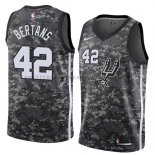 Maillot San Antonio Spurs Davis Bertans Ciudad 2018 Gris